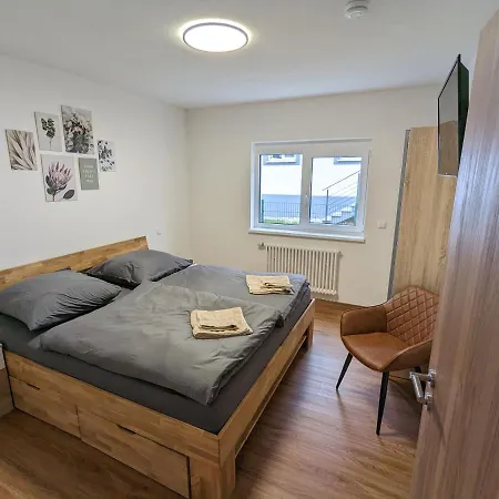 S'bahnhoefle Apartament