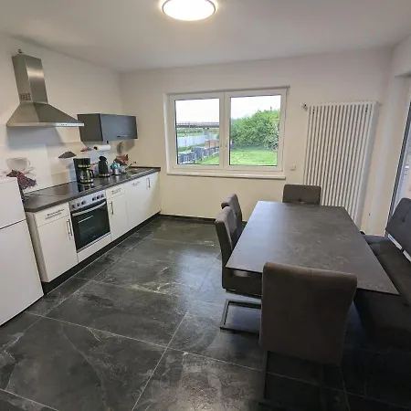 S'bahnhoefle Apartment *