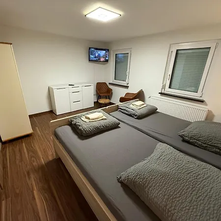 Apartment S'bahnhoefle *